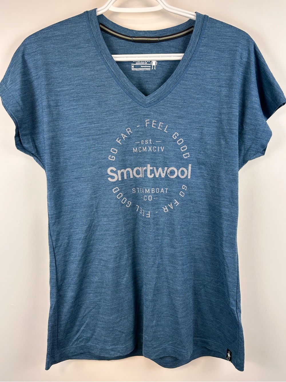 Smartwool Merino 150 Sport Women’s V-Neck Logo Tee Blue Size M